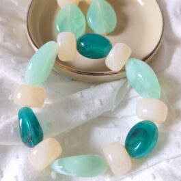 bracelet en résine vert lagon modèle Néréa