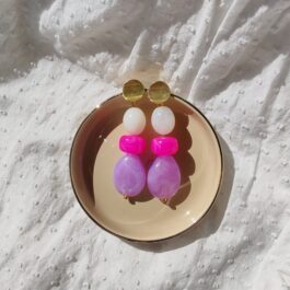 boucles d'oreilles résine colorée modèle Nymphéa POM Bijoux